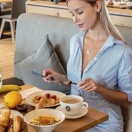 Augsburg Sonnenhof 4*